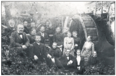 Familienfeier um 1900